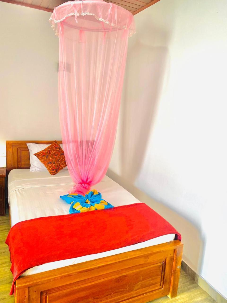 Pleasant Peak Bed & Breakfast Ella Ngoại thất bức ảnh